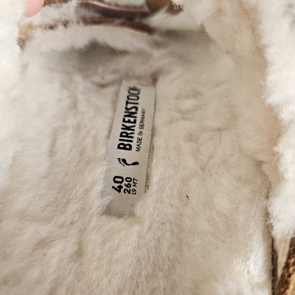 Birkenstock Size 40 - Picture 6 of 11